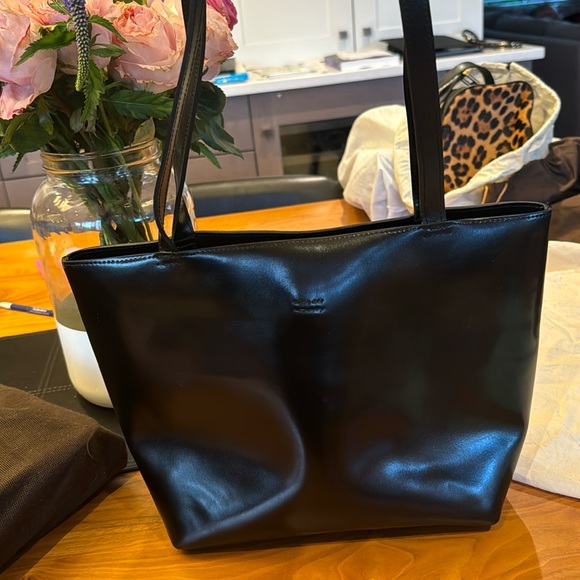 Holt Renfrew black purse - Picture 1 of 3